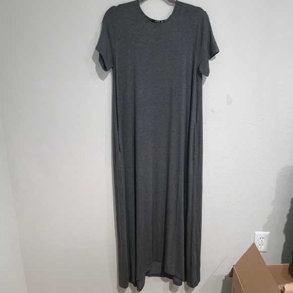 Annabelle Flare Maxi-Dress - Picture 1 of 4